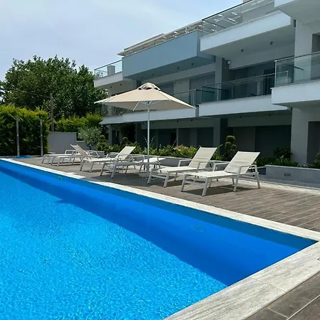 Dina'S Holiday Apartment With Pool In Nikiti * Nikiti (Sithonia)