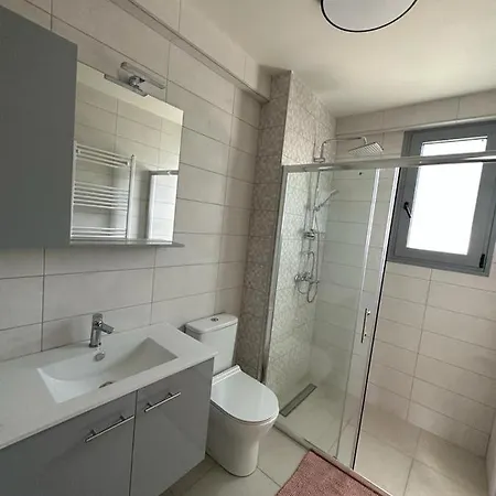 Dina'S Holiday Apartment With Pool In Nikiti Appartement *